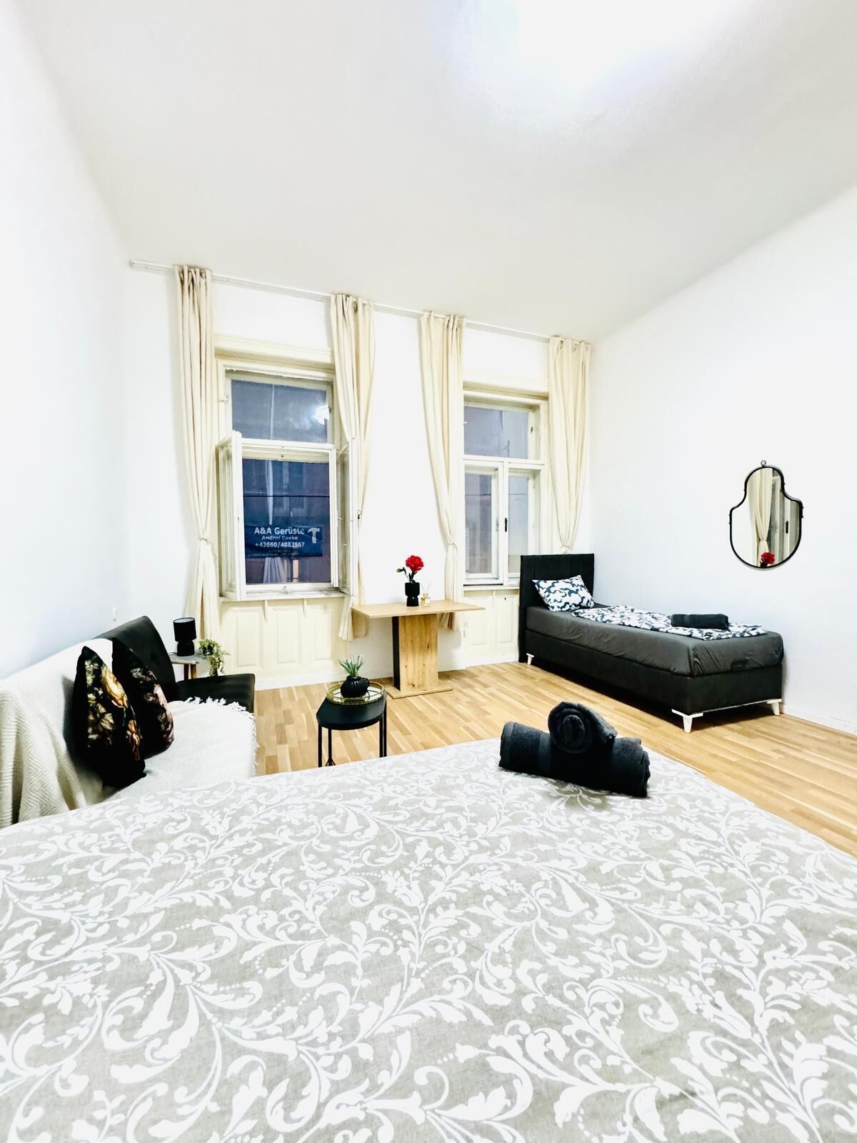 Basic Apartment | Iron/ironing board