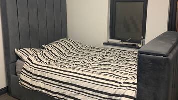 Shared Dormitory, 2 Bedrooms, Accessible | 6 bedrooms