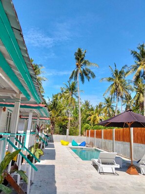 Outdoor pool - Kaina Village (Gili Trawangan)