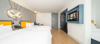 IU Hotel (Xi'an Zhonggulou Square)