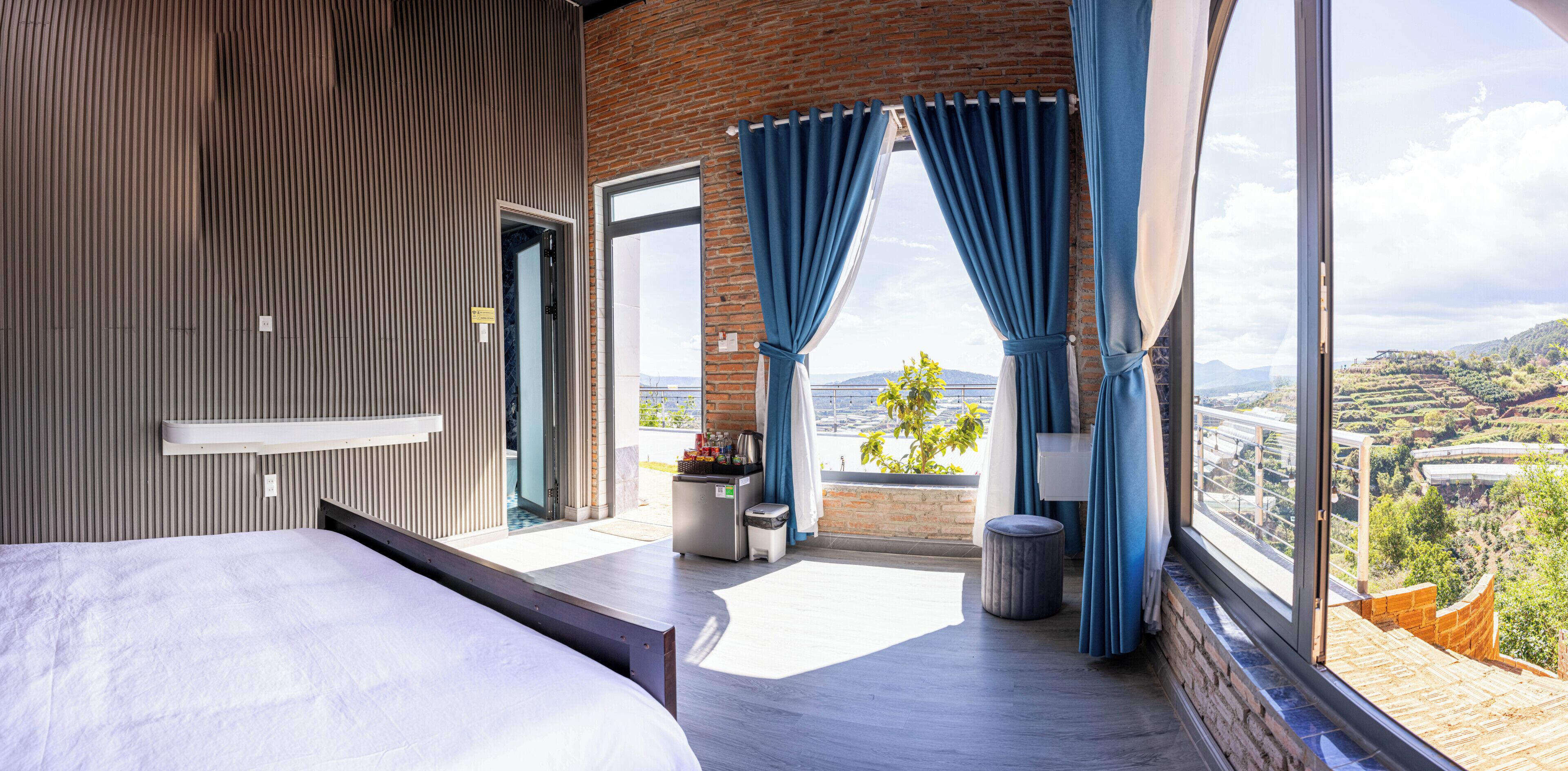 遮光窗簾/窗簾、熨斗/熨衫板、免費 Wi-Fi