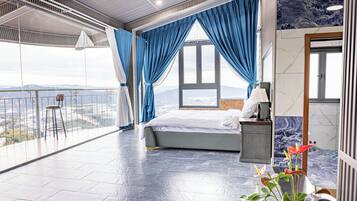 遮光窗帘、熨斗/熨板、免费 WiFi