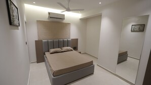 2 Schlafzimmer, Bügeleisen/Bügelbrett, kostenloses WLAN, Bettwäsche