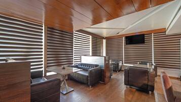 Bar (in der Unterkunft)