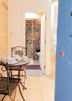 Dining - Historic 300-Year-Old Townhouse in Central Birgu, Vittoriosa (Birgu)
