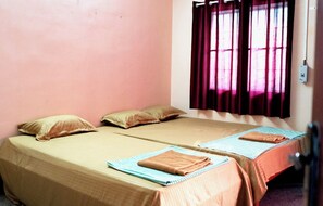 Comfort Triple Room - BGF RESIDENCY - COTTAGE (Coimbatore)