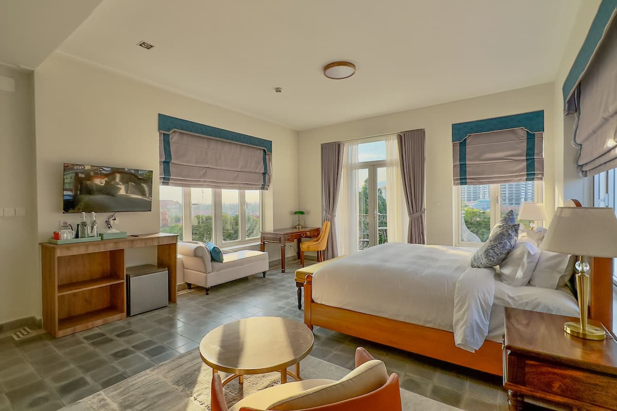 Deluxe Double Room, Balcony, City View | Cleanliness standards