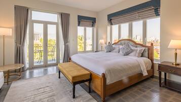 Deluxe Double Room, Balcony, City View | Down duvets, memory-foam beds, minibar, in-room safe