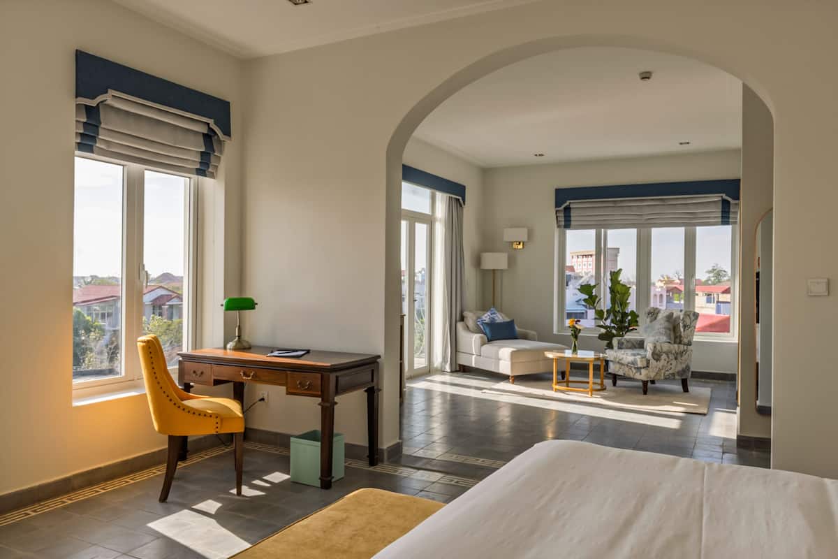 Down comforters, memory foam beds, minibar, in-room safe