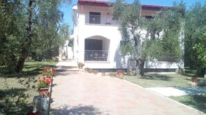 Exterior - Borgo Cerasa (Puglia)