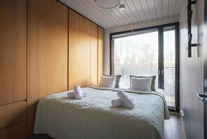 6 habitaciones, escritorio, cuna de viaje y wifi 