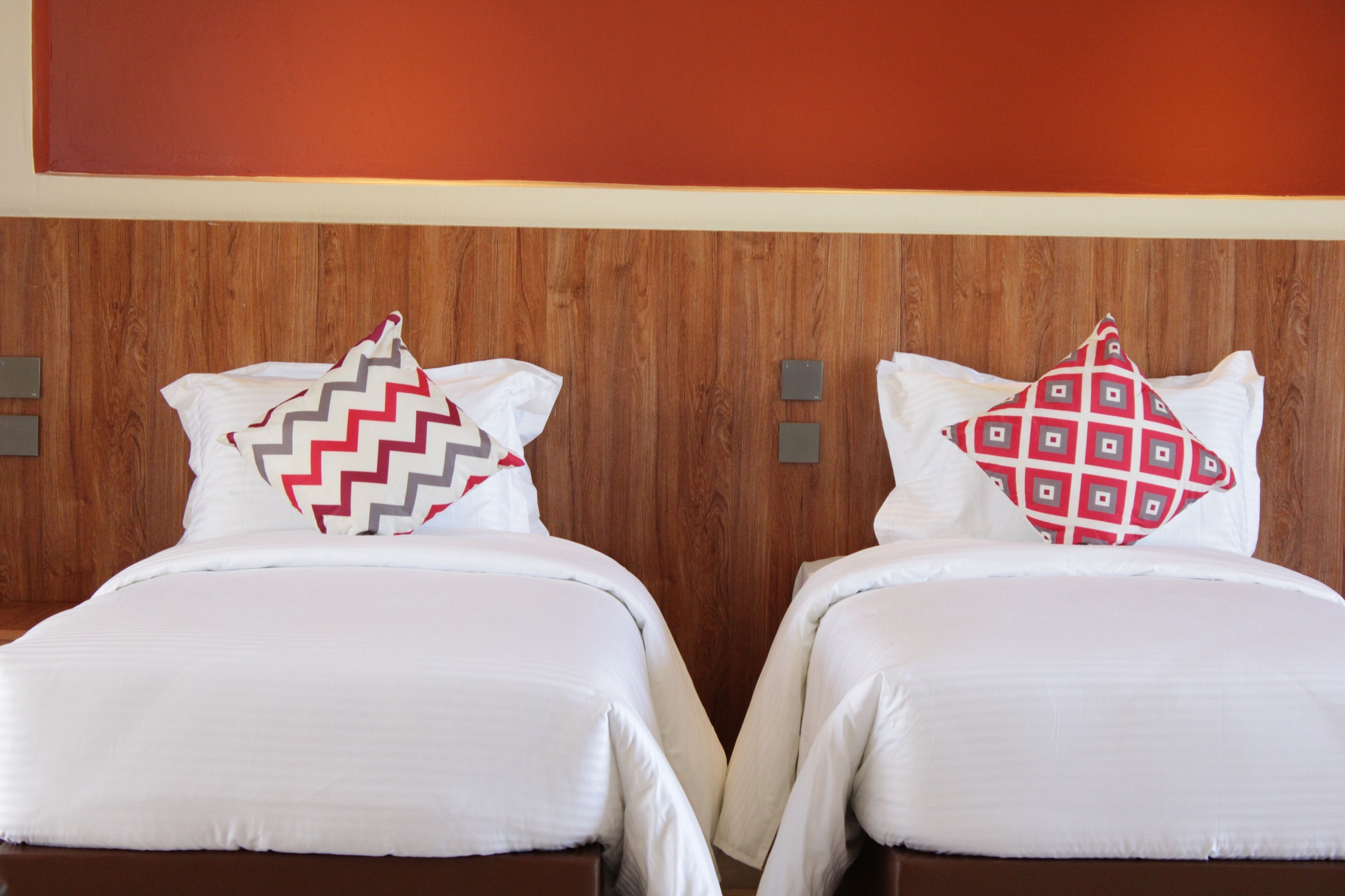 Executive dubbelrum eller tvåbäddsrum - utsikt mot parken | Skrivbord, mörkläggningsgardiner och gratis wi-fi