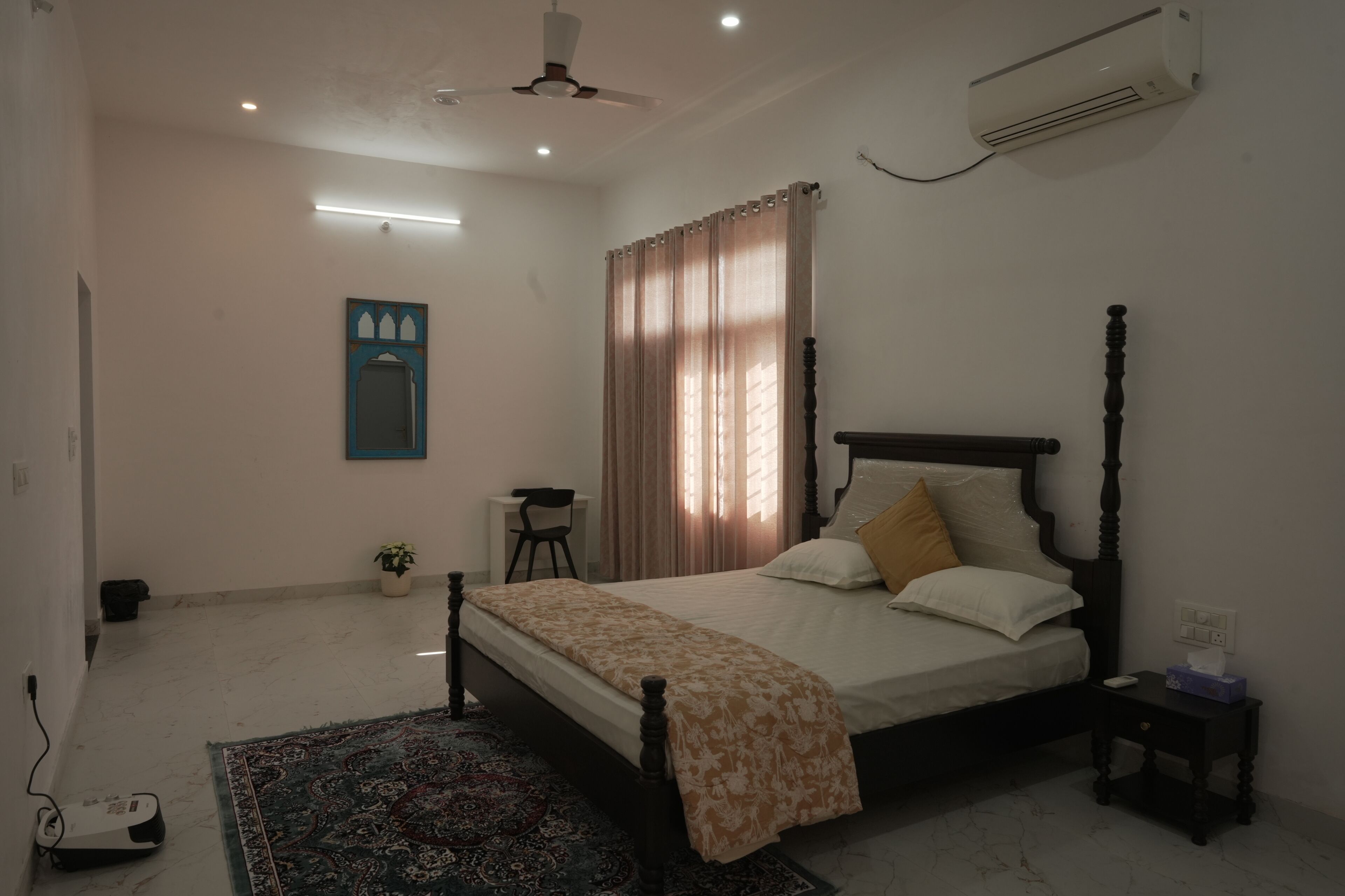 Fer et planche à repasser, Wi-Fi, draps fournis