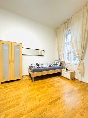 Basic-Apartment | Ausblick vom Zimmer