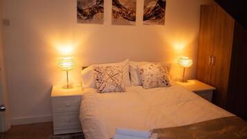 Apartment, 2 Bedrooms | 3 bedrooms