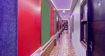 Hotel O Sector 18 Noida