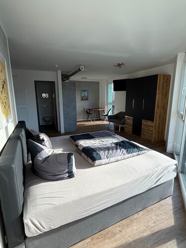 403 - Einzimmer-Apartment mit Doppelbett