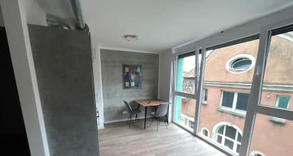 302 - Einzimmer-Apartment mit Einzelbett