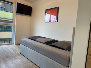 Interior - 507 - One-room apartment with single bed (Stuttgart)