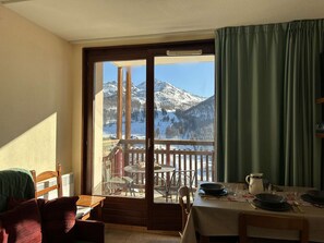 Dining - Cozy family apartment in Montgenèvre, 3 beds (Montgenèvre)