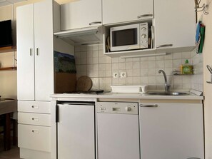 Fridge, microwave, stovetop, dishwasher - Cozy family apartment in Montgenèvre, 3 beds (Montgenèvre)