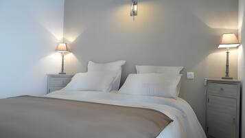 1 habitación, wifi y ropa de cama