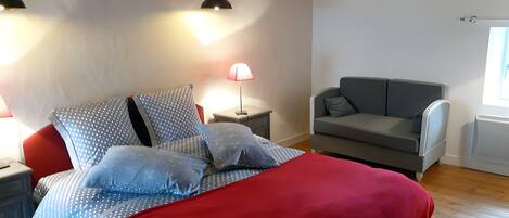 1 habitación, wifi y ropa de cama