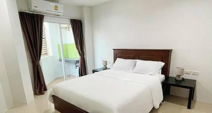 The Nap House Phuket Town