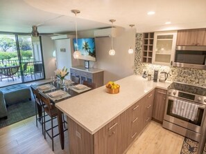 Fridge, microwave, oven, stovetop - Ocean view near Beach - Kamaole Sands 1-306 (Kihei)