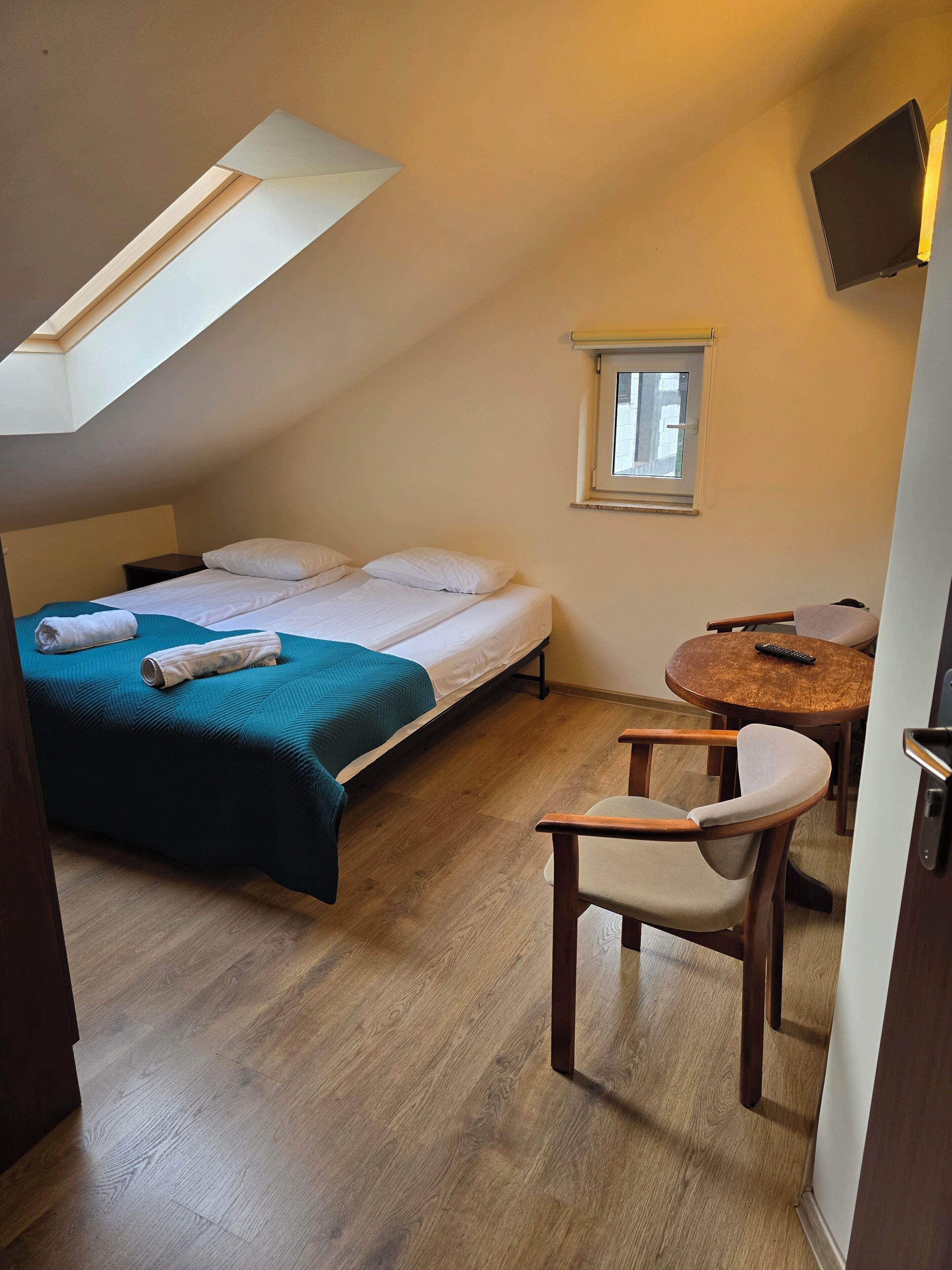 经济双人房 | 免费 WiFi、床单