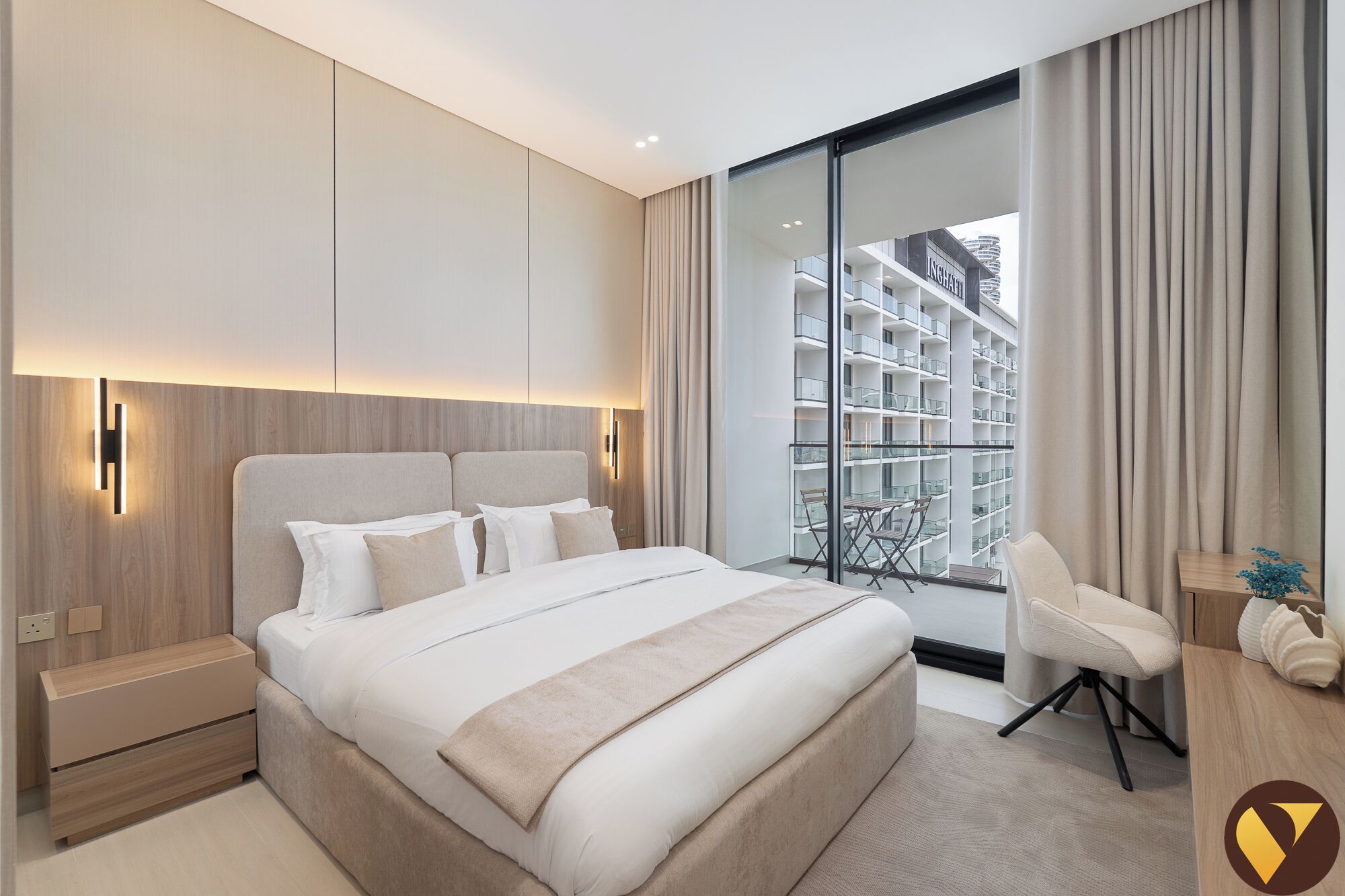 Apartamento superluxo, sacada, vista para a cidade | Ferros/tábuas de passar roupa, berços (sobretaxa), Wi-Fi de cortesia