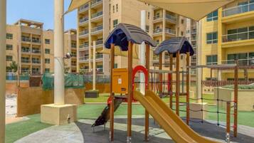 Iron/ironing board, cribs/infant beds, free WiFi, bed sheets