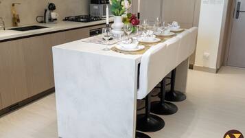 Iron/ironing board, cribs/infant beds, free WiFi, bed sheets