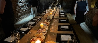 16th century house with subway cellar located in the old town of Toro.