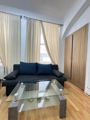 Lägenhet Basic | Strykjärn/strykbräda