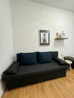 ベーシック アパートメント | アイロン / アイロン台