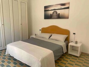 Bed sheets - A Casa di NONNA ANNA Apartment in the center, square, Porto Azzurro Island Elba (Porto Azzurro)