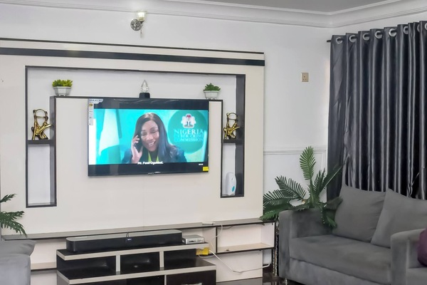 Apartment, 3 Bedrooms | Living room