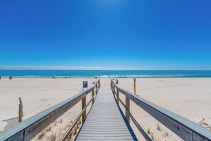 On the beach - Perdido Sun 608 (Perdido Key)