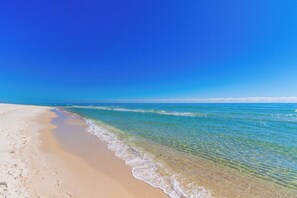On the beach - Perdido Sun 608 (Perdido Key)