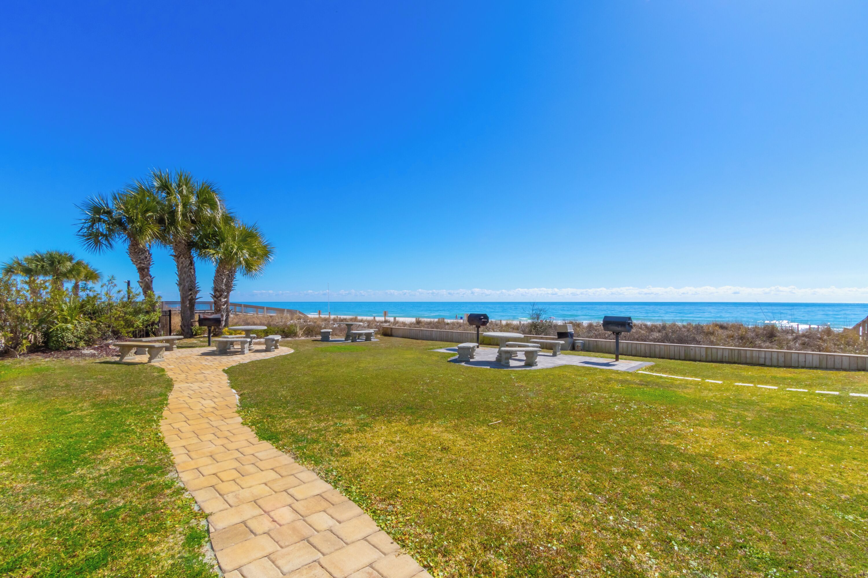 BBQ/picnic area