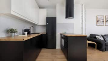 Réfrigérateur, four, plaque de cuisson, lave-vaisselle