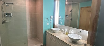Cozy 1-bedroom apartment in charming Palm Coast with AC