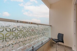 Deluxe Double Room | Balcony - Treebo Premium Pine Tree Courtyard (Chennai)