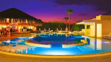 Außenpool (je nach Saison geöffnet)