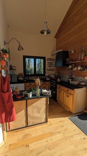 Microwave, oven, dishwasher - 5 minutes from the beach, quiet wooden eco-villa ideal for families (L'Aiguillon-la-Presqu'île)