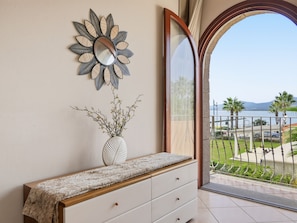 Deluxe Condo, Sea View | In-room safe, blackout drapes, iron/ironing board, free WiFi - Residence Moresca (Golfo Aranci)