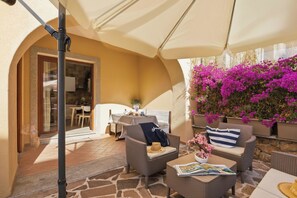 Comfort Apartment, Sea View | Terrace/patio - Residence Moresca (Golfo Aranci)