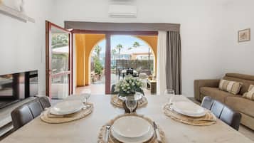 Comfort-Apartment, Meerblick | Strand-/Meerblick