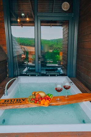 Bungalow, 1 Bedroom, Smoking, Valley View | Jetted tub - Sapanca Ruby Bungalow (Sapanca)